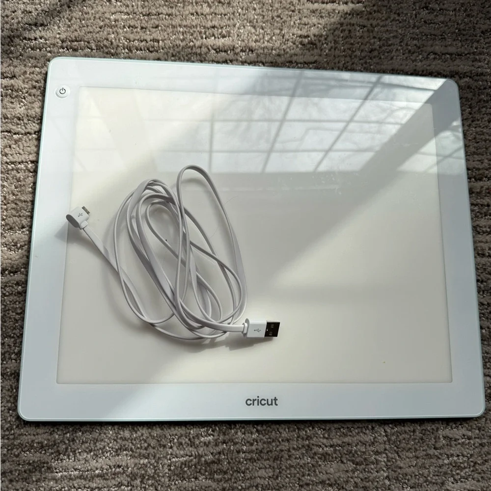 Cricut LED Bright Pad with USB Cable